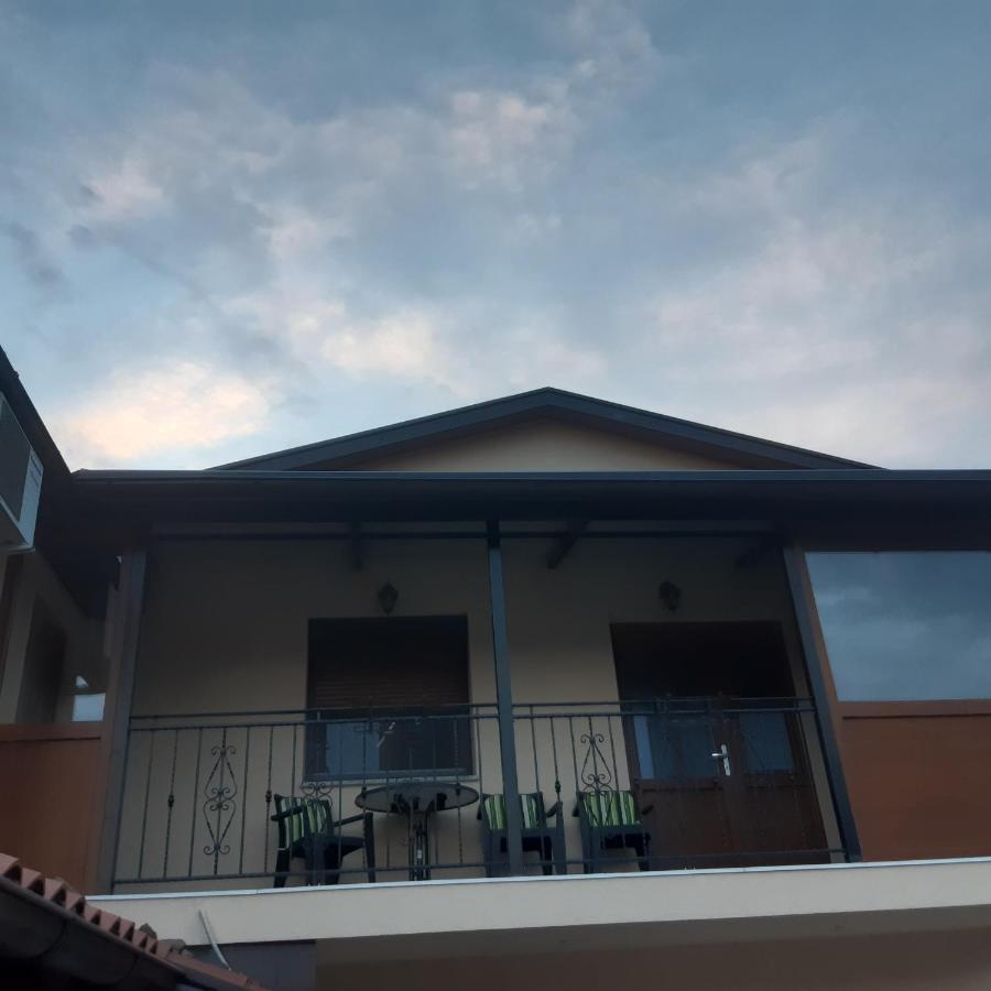 Apartma In Sobe Pilih Випава Экстерьер фото