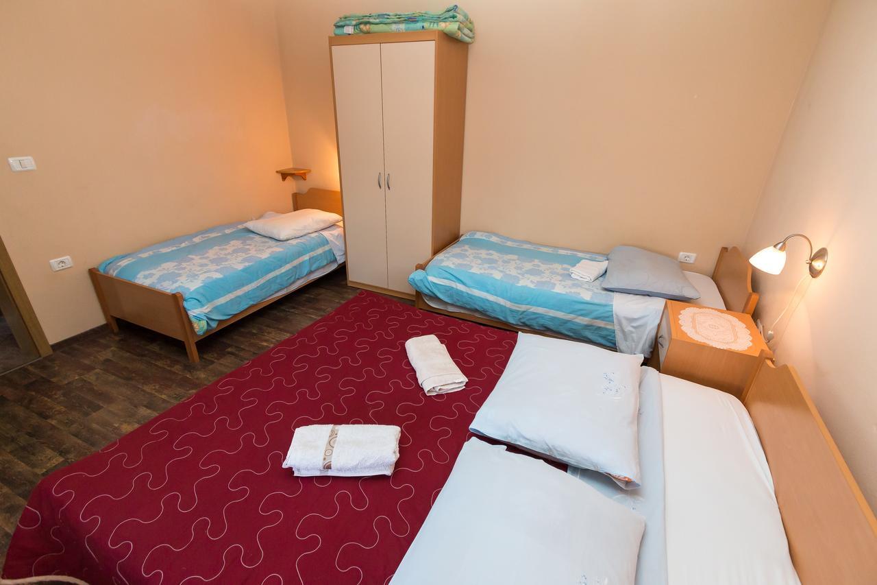 Apartma In Sobe Pilih Випава Экстерьер фото